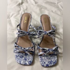 MIA Blue Floral Slip-On Sandals with Bows